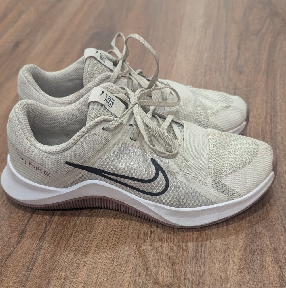 Nike MC 2 Trainers